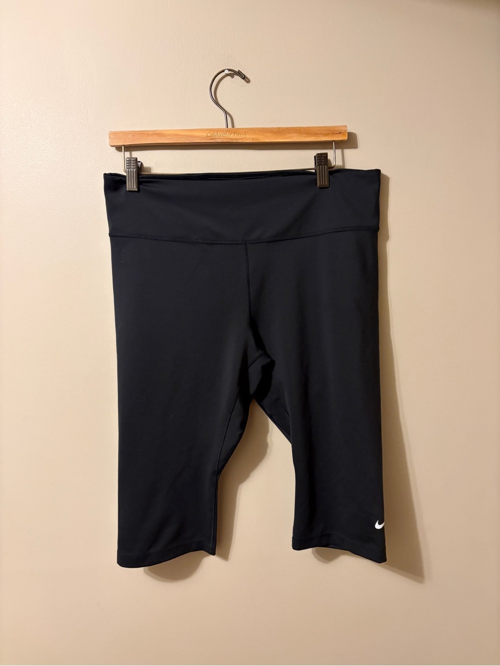 Nike Black Knee-Length Performance Bike Shorts Women’s 1X